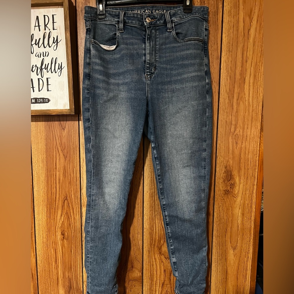 American Eagle Outfitters Super High-Rise Jegging